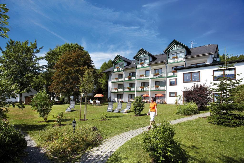 Hotel&Ferienappartements Edelweiss Willingen  Exterior foto