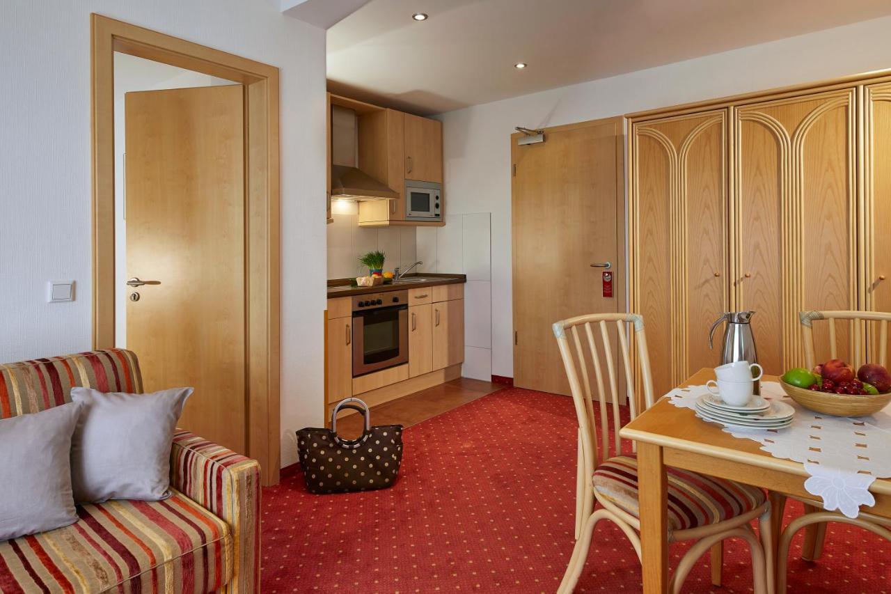 Hotel&Ferienappartements Edelweiss Willingen  Exterior foto